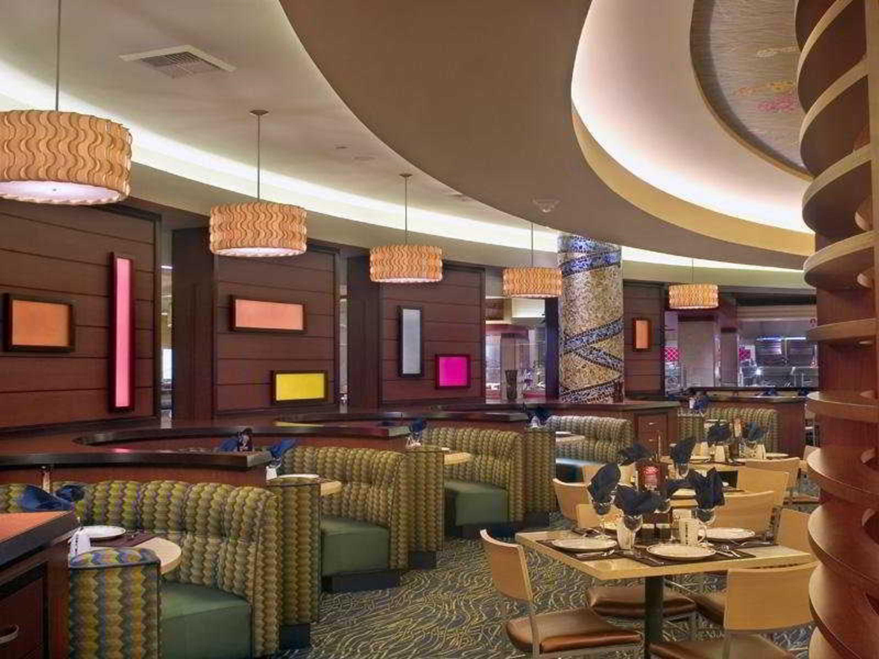 Harrah's Vegas & Casino 3*