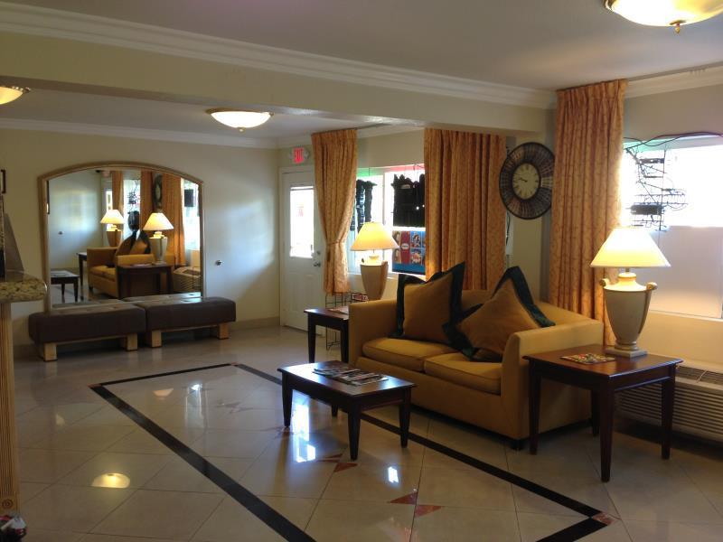 Hotel Super 8 By Wyndham Vegas North Strip/fremont St. Area 2*