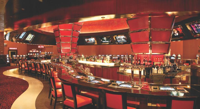 Hotel Santa Fe Station & Casino 3*