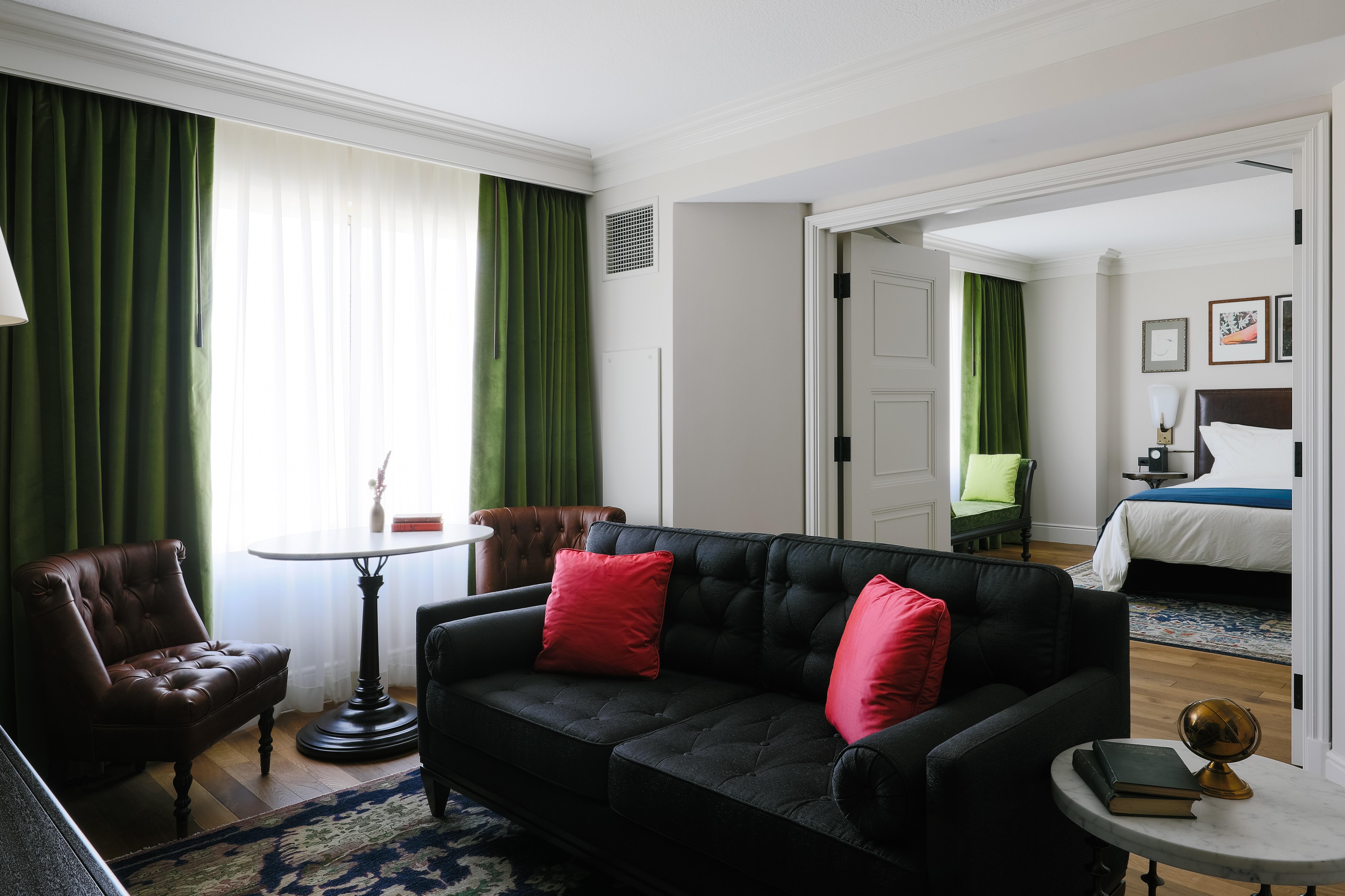 Nomad Vegas Hotel
