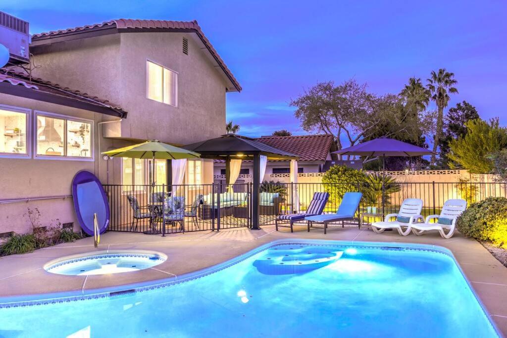 Casa Lucaccini - Gym/pool/spa/ Prime Location 4br Las Vegas