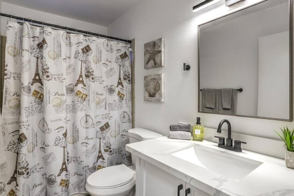 Villa Casa Lucaccini - Gym/pool/spa/ Prime Location 4br Las Vegas