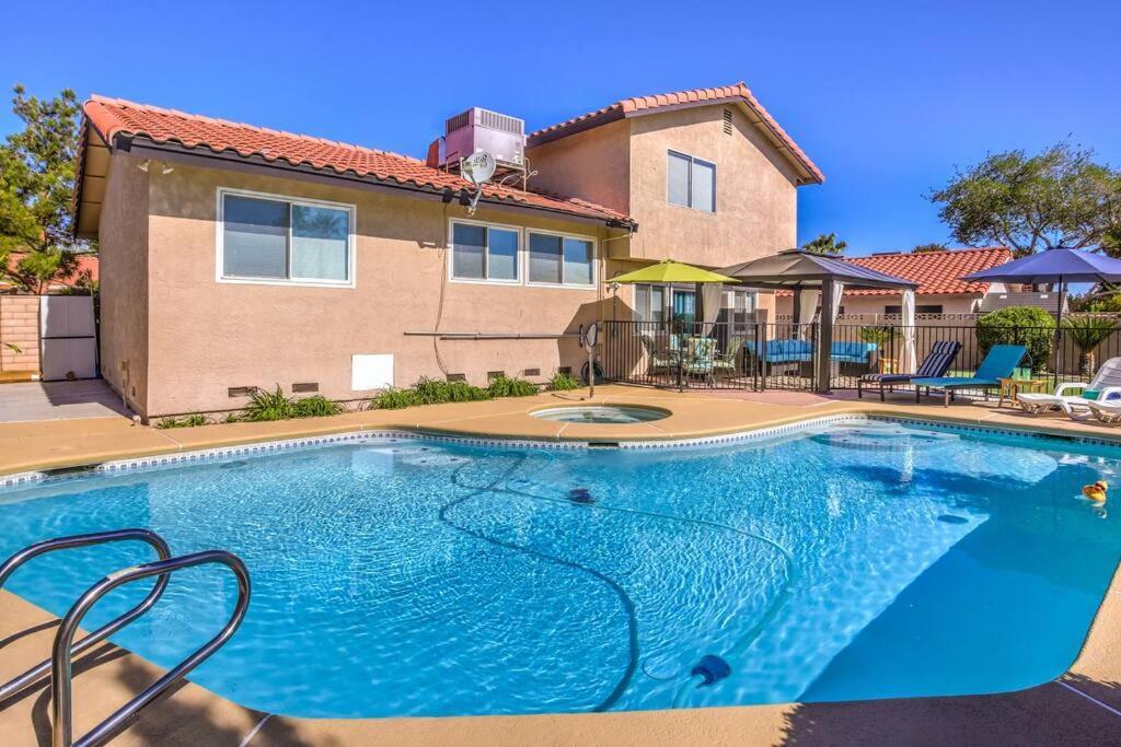 Casa Lucaccini - Gym/pool/spa/ Prime Location 4br Villa *
