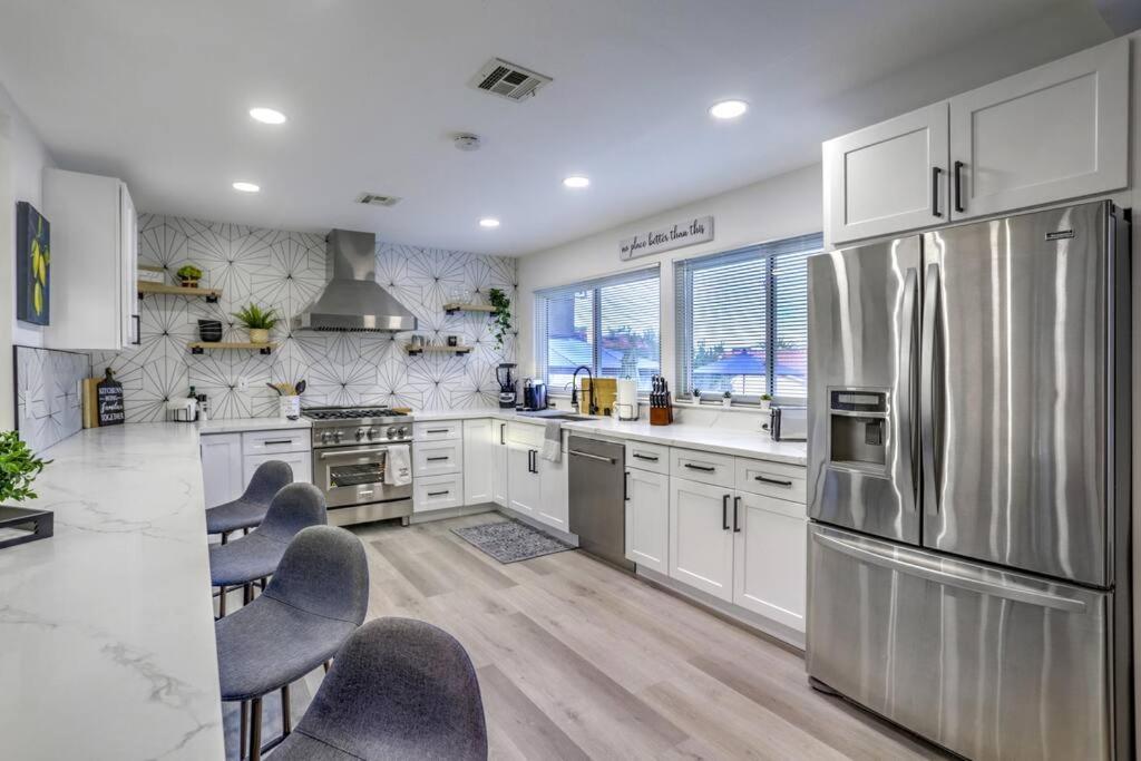 Villa Casa Lucaccini - Gym/pool/spa/ Prime Location 4br Las Vegas