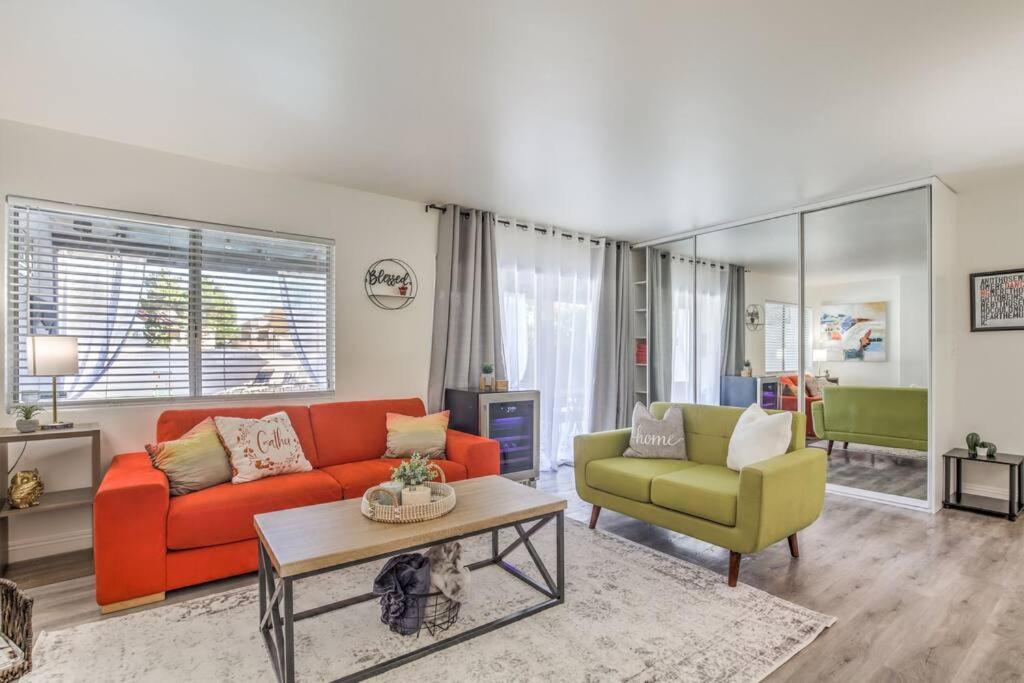 Hidden Gem In The Desert -gym/pool/spa/games-4br Spring Valley
