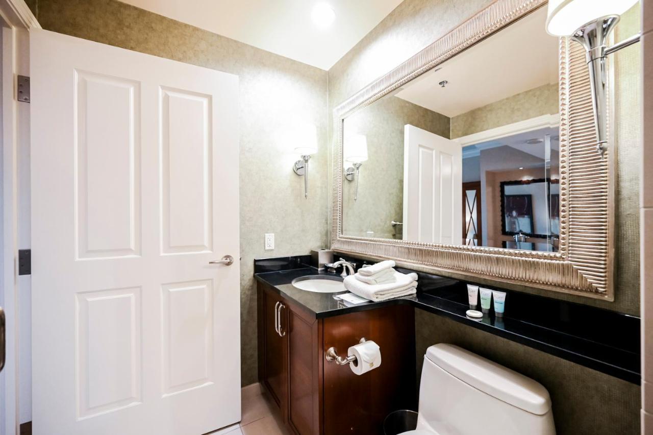 Stripviewsuites Two-bedroom Conjoined At Signature Mgm Las Vegas