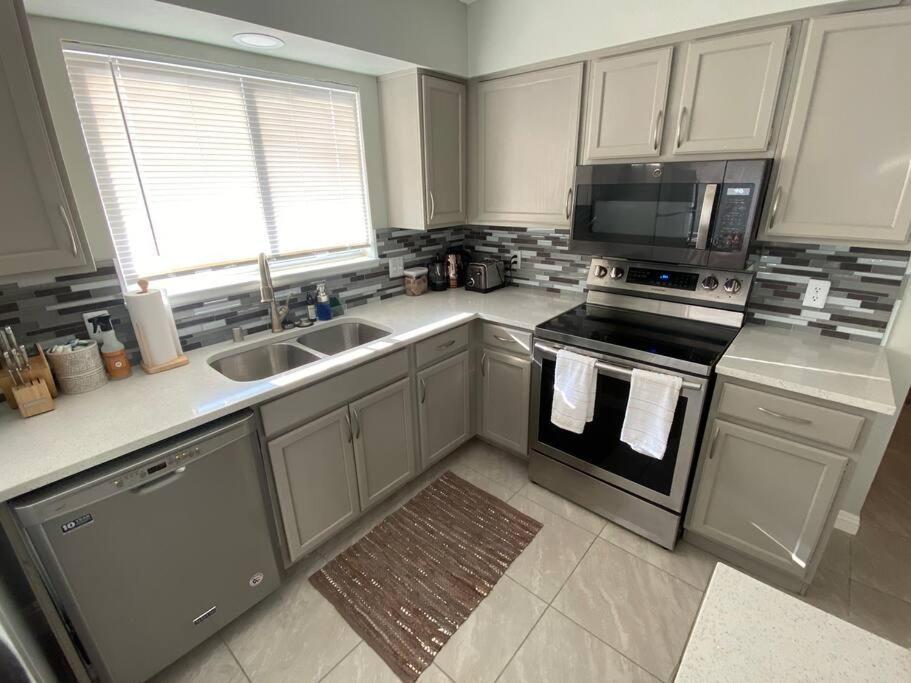 Relaxing Bohemian Desert Getaway Lv Holiday home Las Vegas