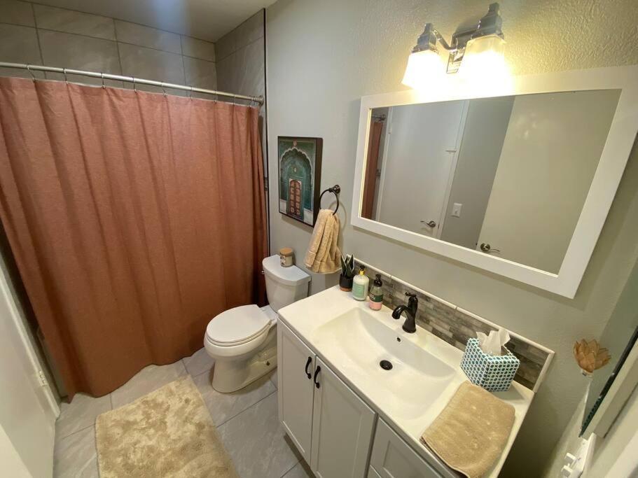 Relaxing Bohemian Desert Getaway Lv Holiday home Las Vegas