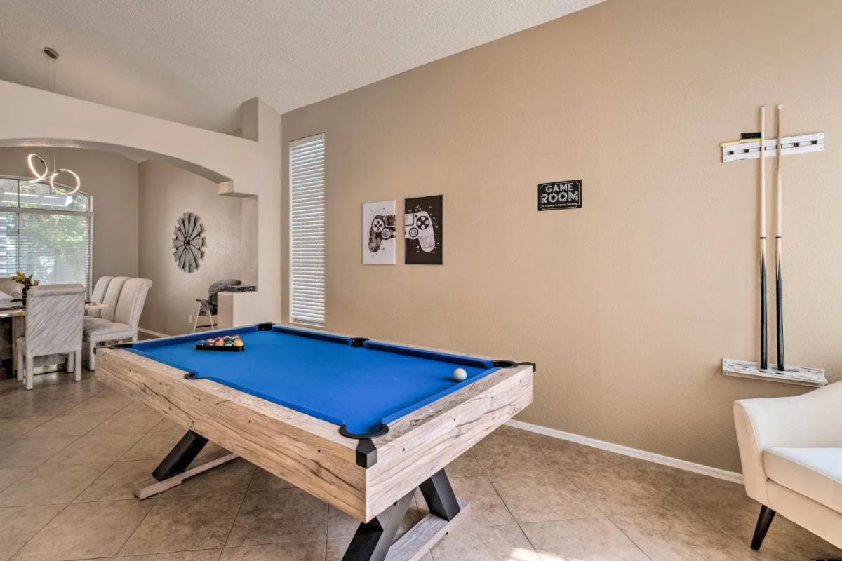 A Beautiful House With Hot Tub, Grill & Games! Holiday home