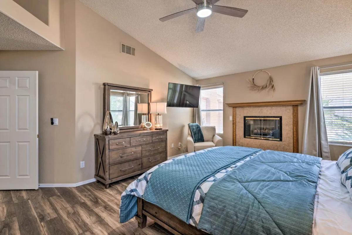 Holiday home A Beautiful House With Hot Tub, Grill & Games! *