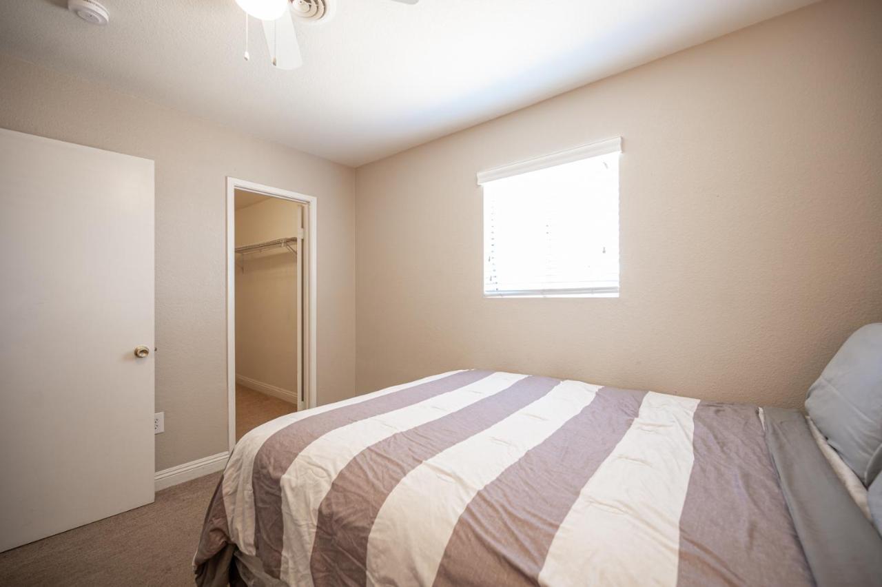 Charming 2 Bedroom House Holiday home *