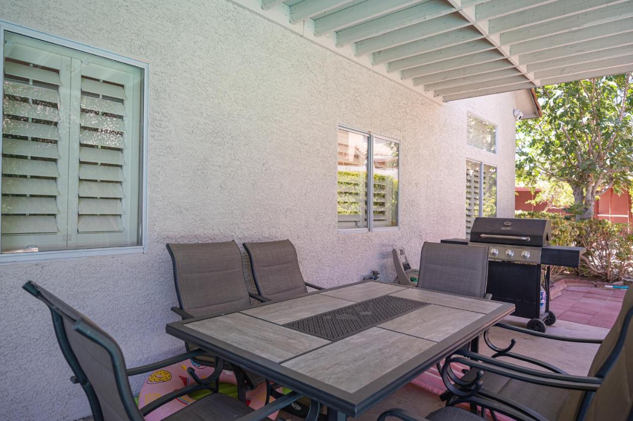 Brilliant 4 Bedroom House With Pool!