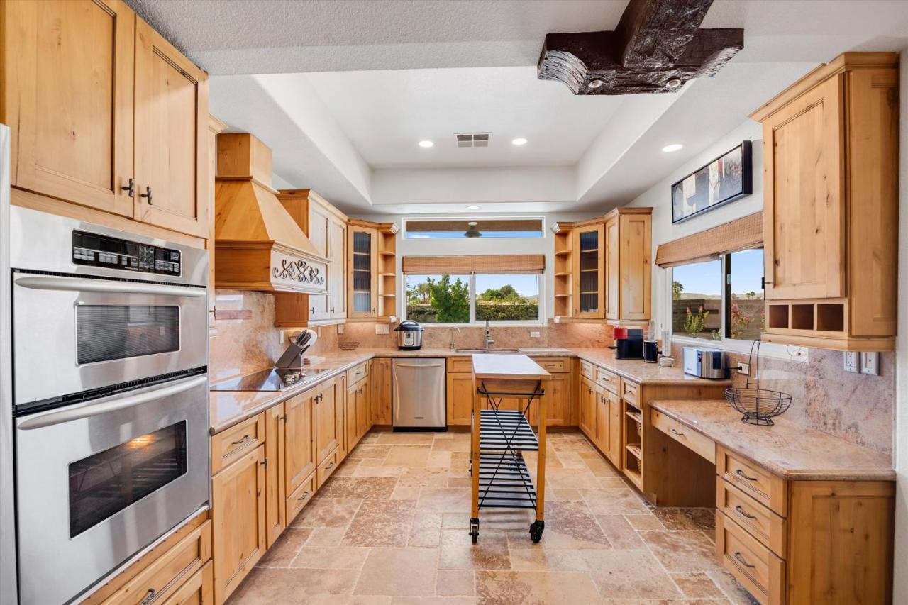 Luxury With Pool And Villa Las Vegas