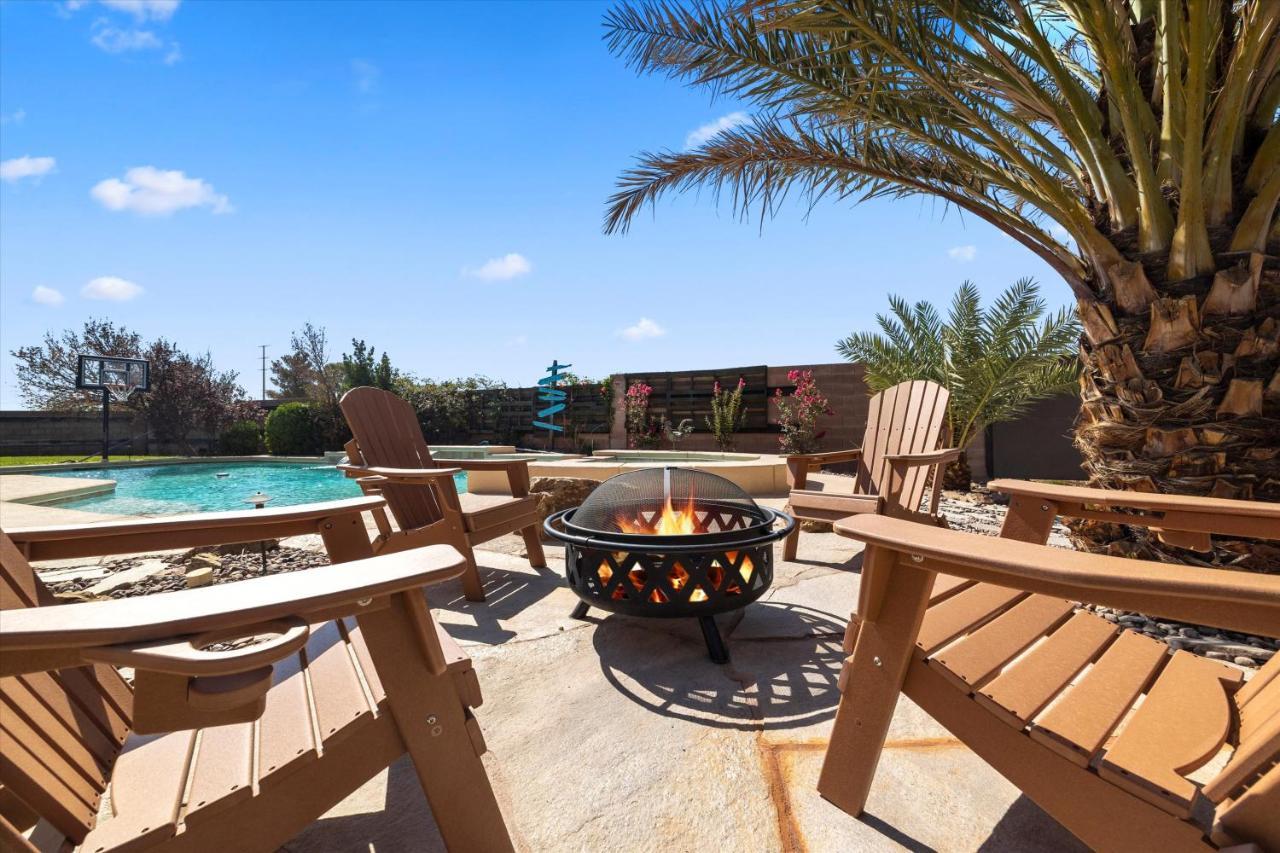 Luxury With Pool And Las Vegas