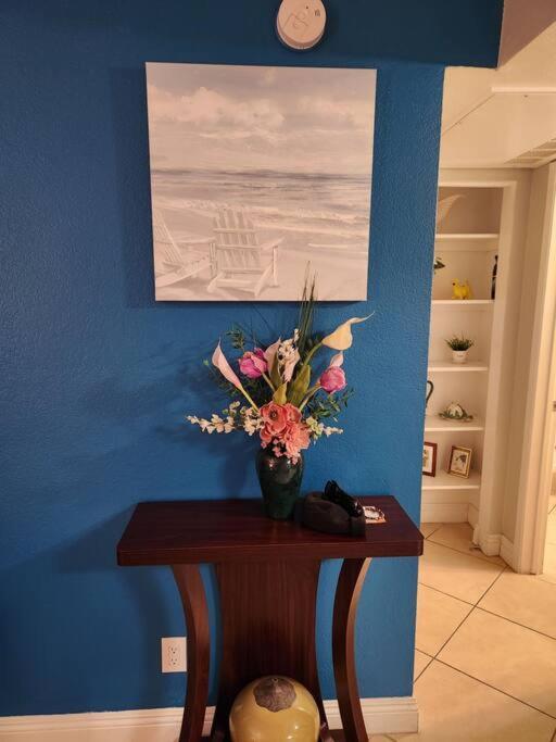 Apartment Super