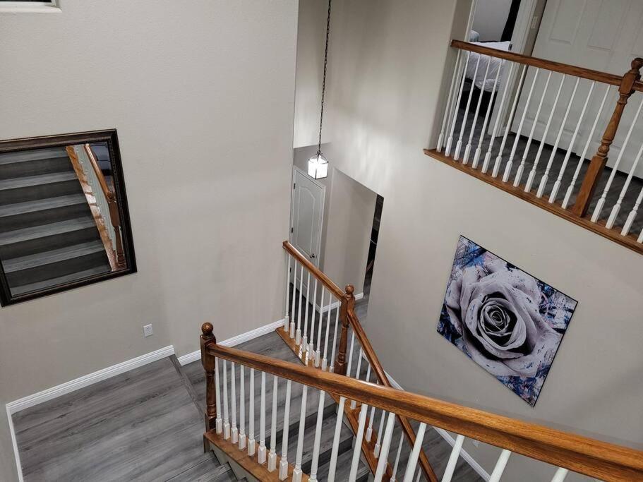 5 Bed 3.5 Baths