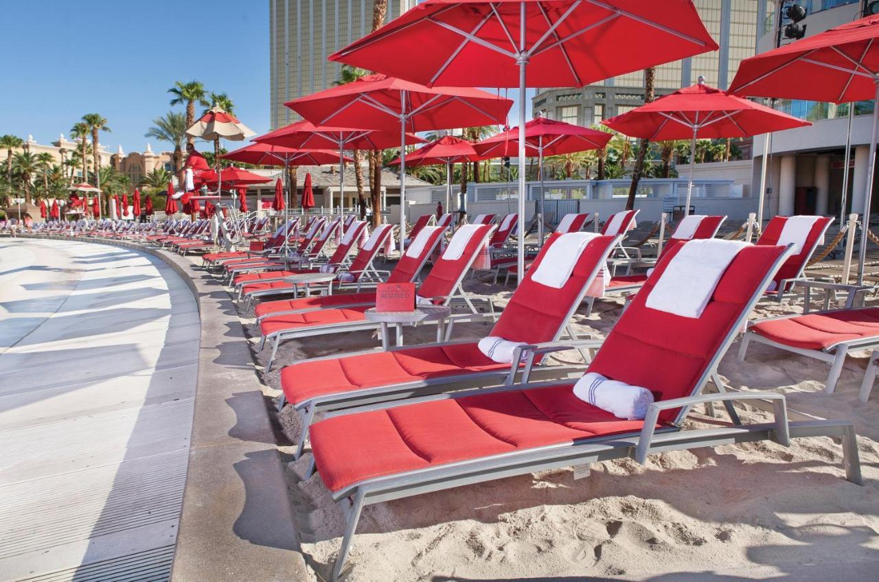 Mandalay Bay Resort 4*