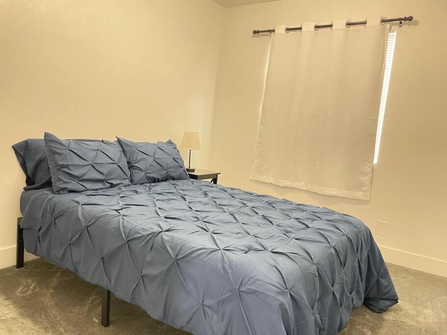 3bedroom 2bath 15 Min To Strip 10 Downtown Holiday home