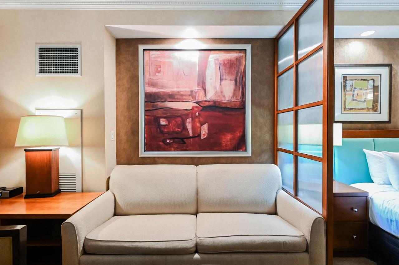 Mgm Signature Towers, Balcony Suite, Strip View - No Fees! Aparthotel *