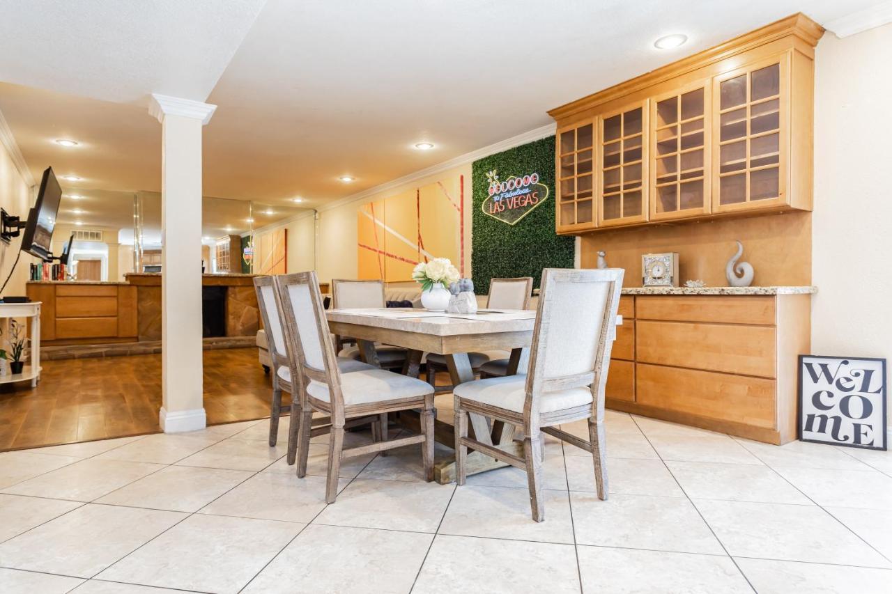 Holiday home The Vegas Escape - Near The Airport/strip With Pool *