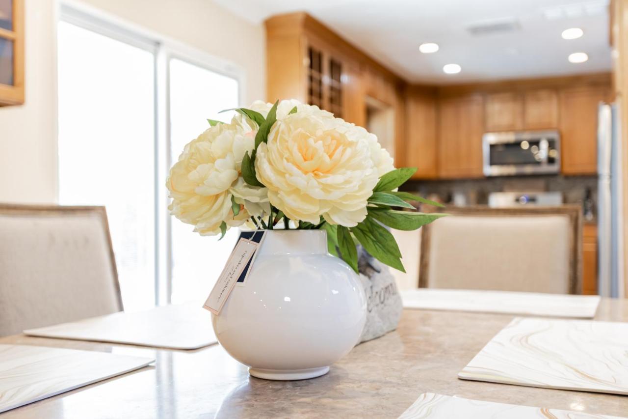 Holiday home The Vegas Escape - Near The Airport/strip With Pool *