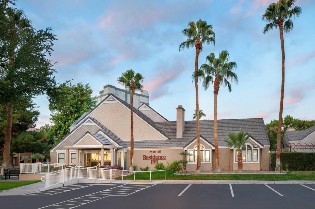Hotel By Marriott Vegas Convention Center 3*