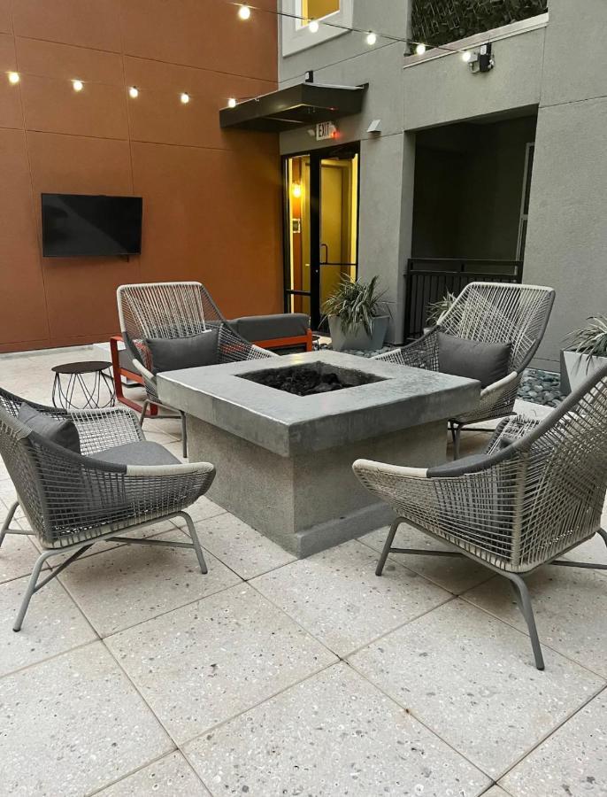 Apartment Luxury In Downtown *