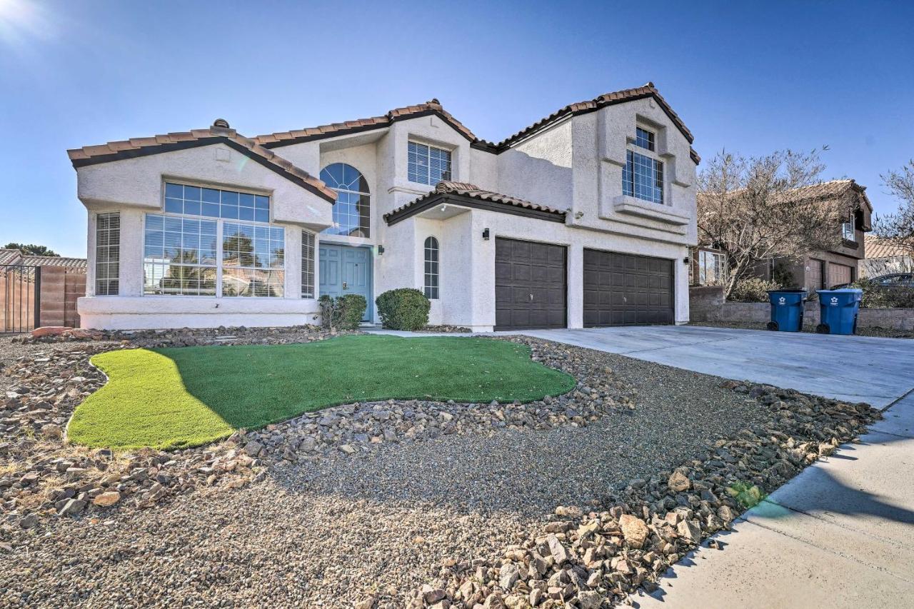 Vegas Getaway About 8 Mi To Vegas Strip! Holiday home