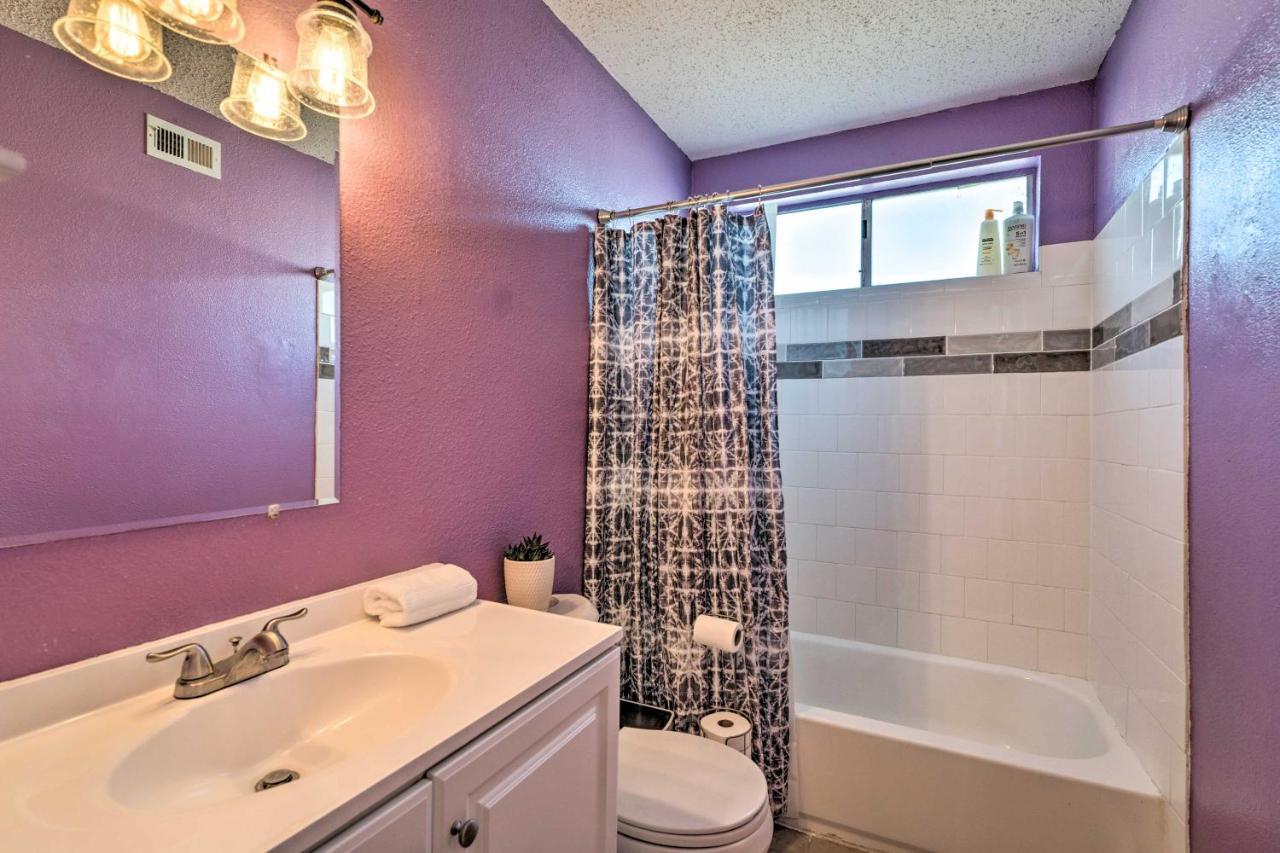 Stylish With Pool - 5 Mi To Vegas Strip! Holiday home *