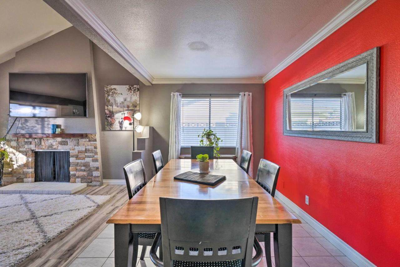 Stylish With Pool - 5 Mi To Vegas Strip! Holiday home