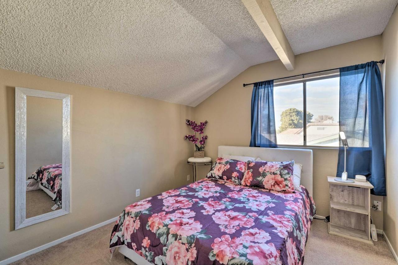 Holiday home Stylish With Pool - 5 Mi To Vegas Strip! Las Vegas