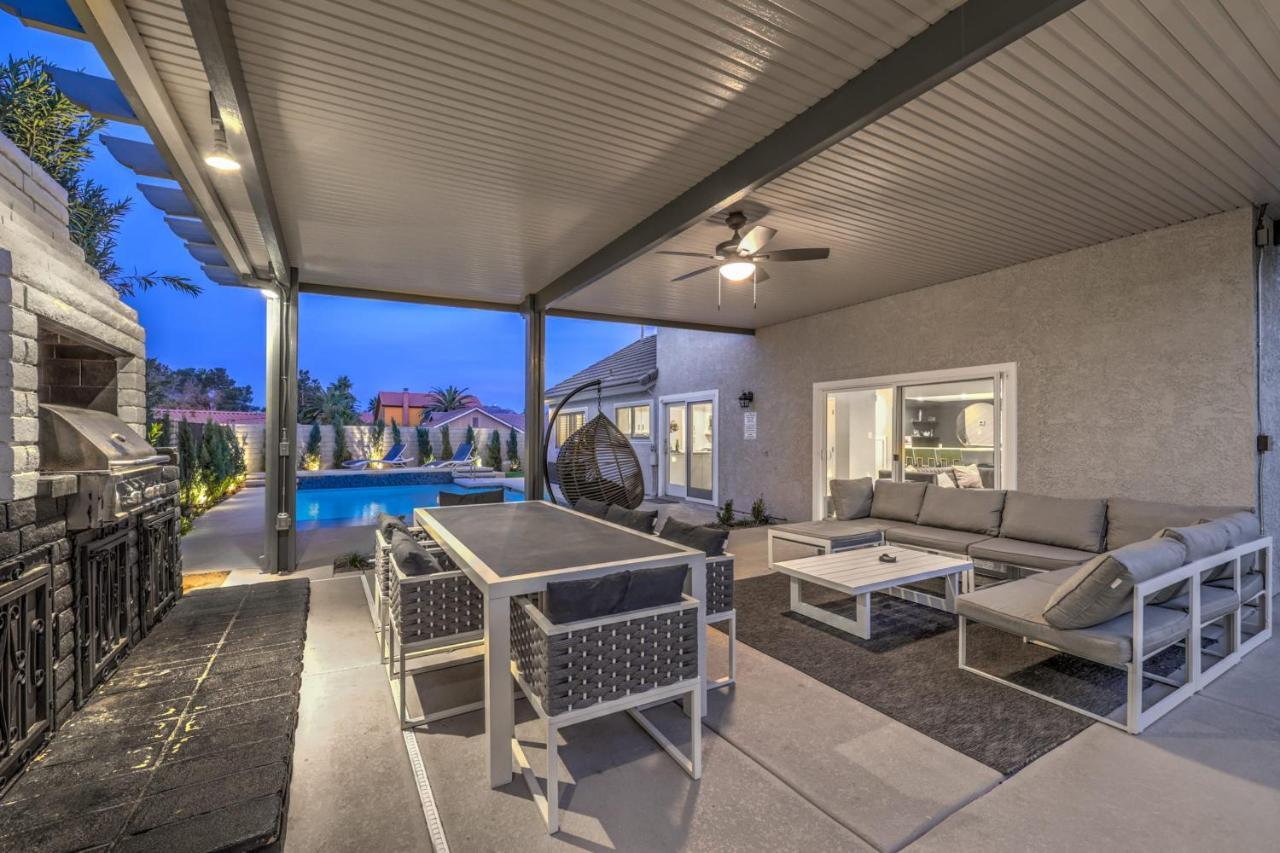 Vegas Pool W Wetdeck, Jacuzzi, Wetbar, Bbq, 15 Min To Strip