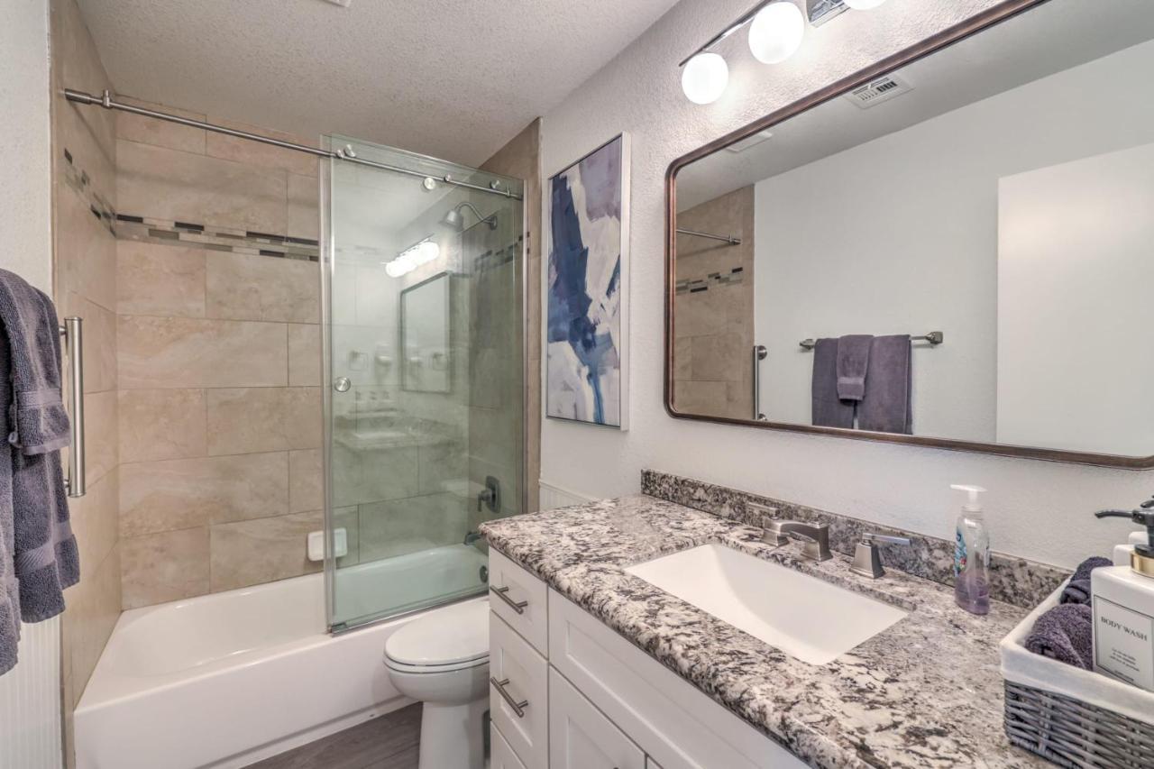 Vegas Pool W Wetdeck, Jacuzzi, Wetbar, Bbq, 15 Min To Strip * Las Vegas