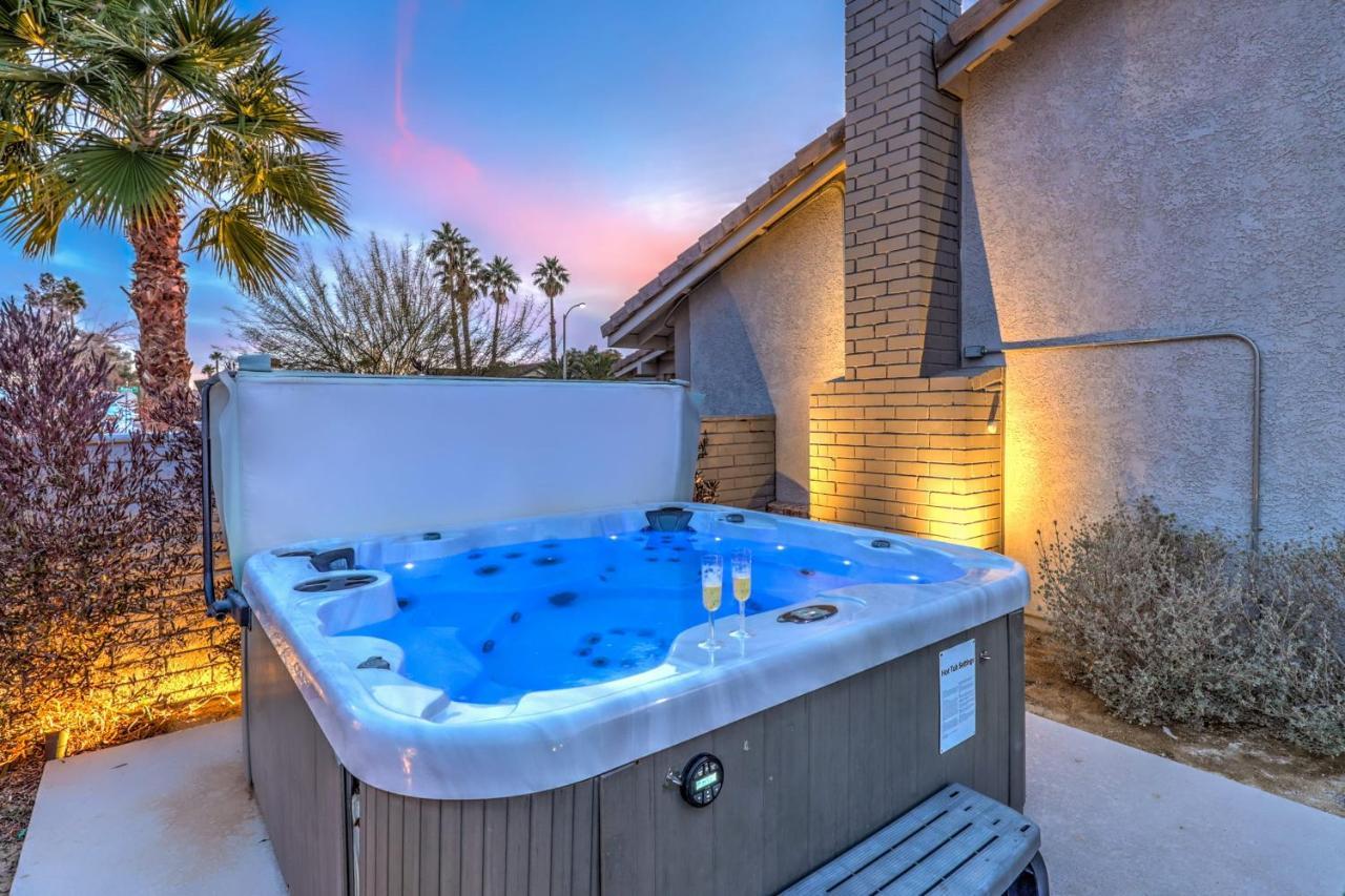 Holiday home Vegas Pool W Wetdeck, Jacuzzi, Wetbar, Bbq, 15 Min To Strip