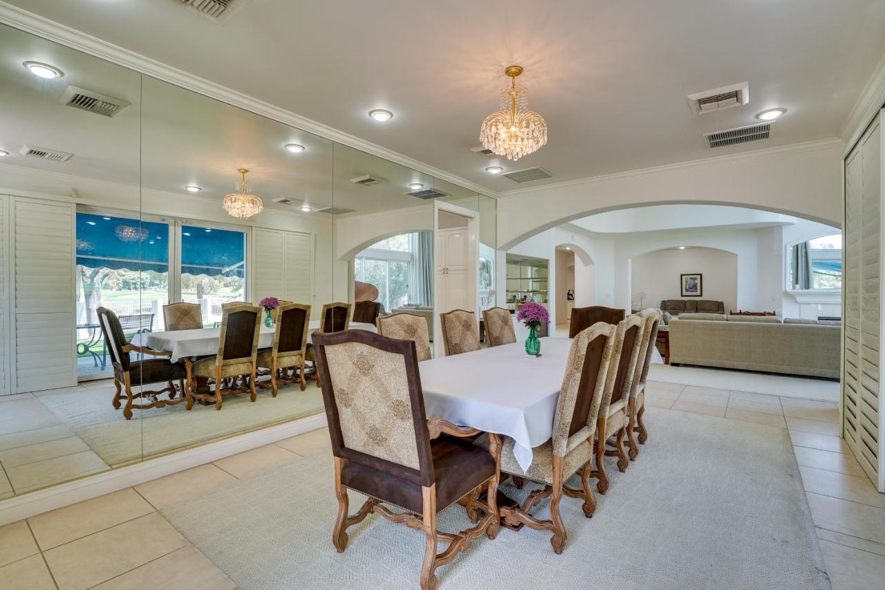 Holiday home Elegant Vegas Estate With Pool About Near Strip Las Vegas