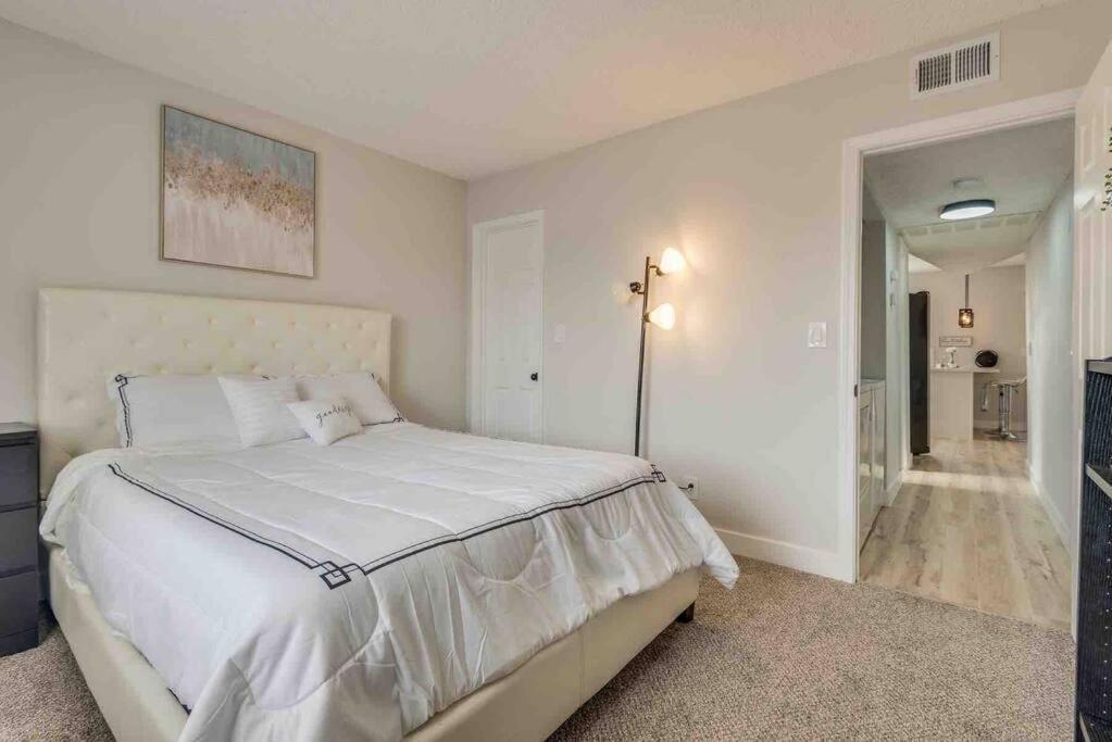 Apartment Cozy Home! 16 Min Away From Strip And Fremont