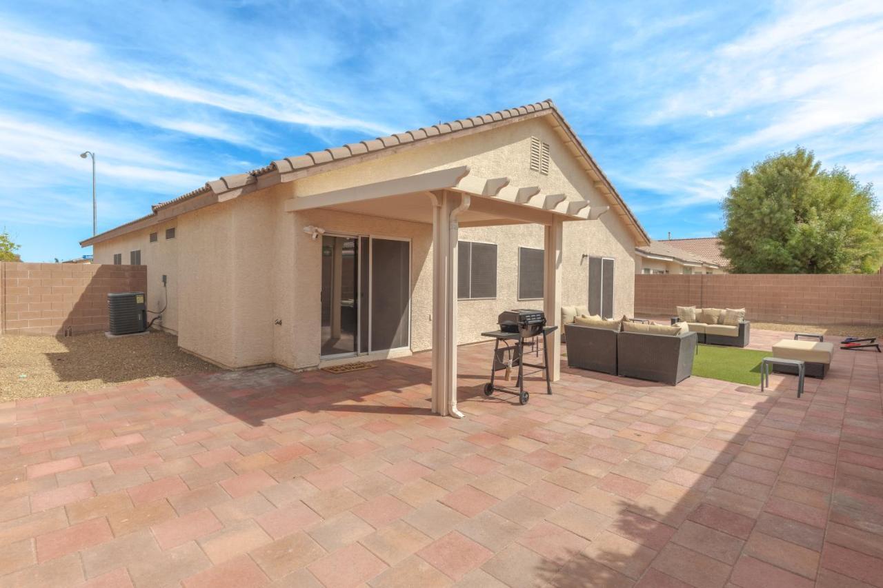 Beautiful Spacious Single Story Vegas Holiday home *