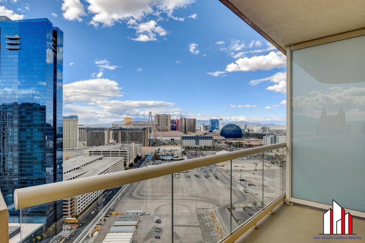 Mgm Signature-27-805 F1 Track & Strip View Balcony Holiday home