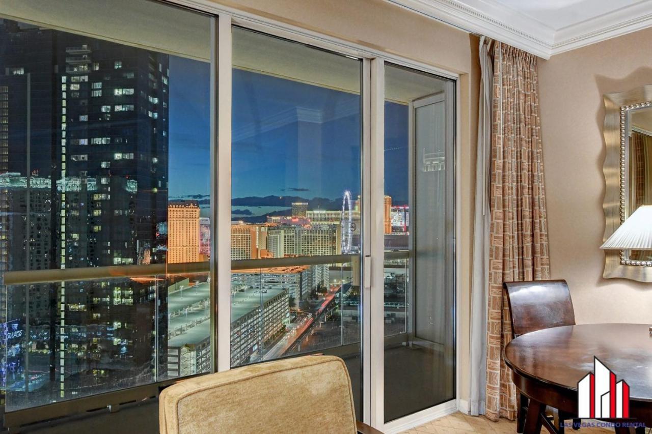 Mgm Signature-27-805 F1 Track & Strip View Balcony Holiday home