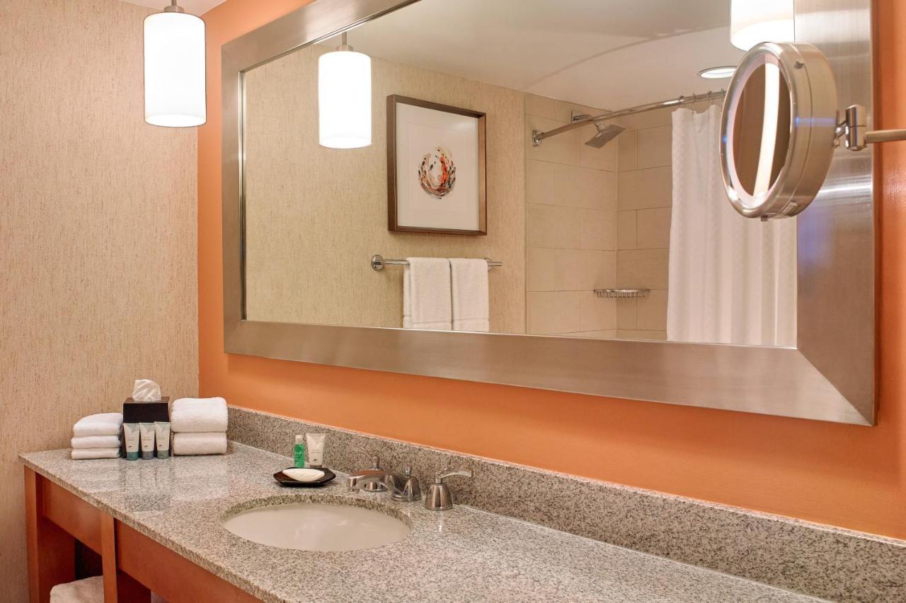 The Westin Vegas & Hotel