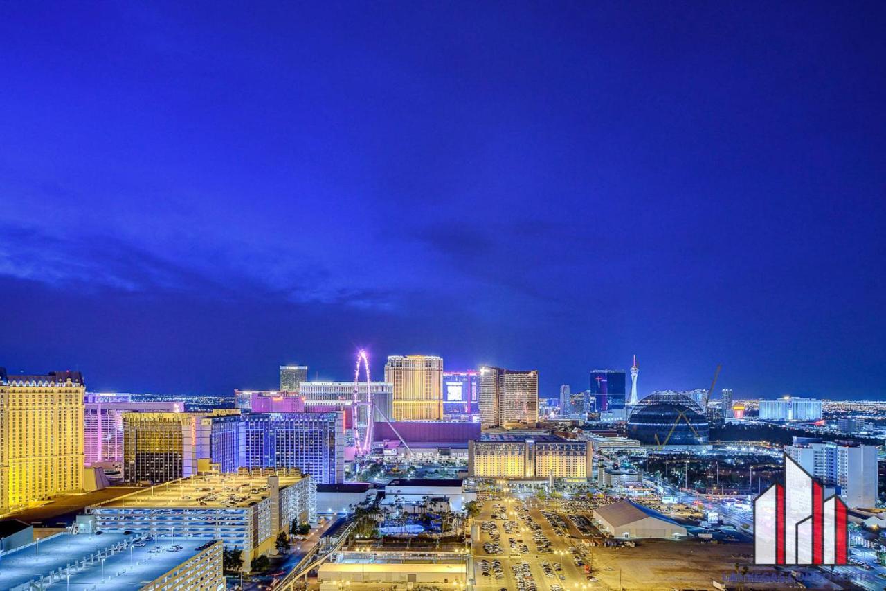 Mgm Signature-31-821 1br2ba F1 Strip View Balcony Holiday home *