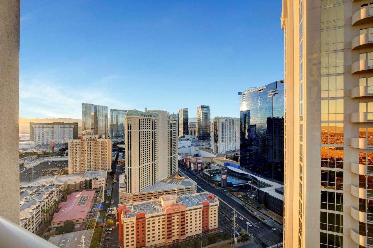 Mgm Signature-31-821 1br2ba F1 Strip View Balcony Holiday home *
