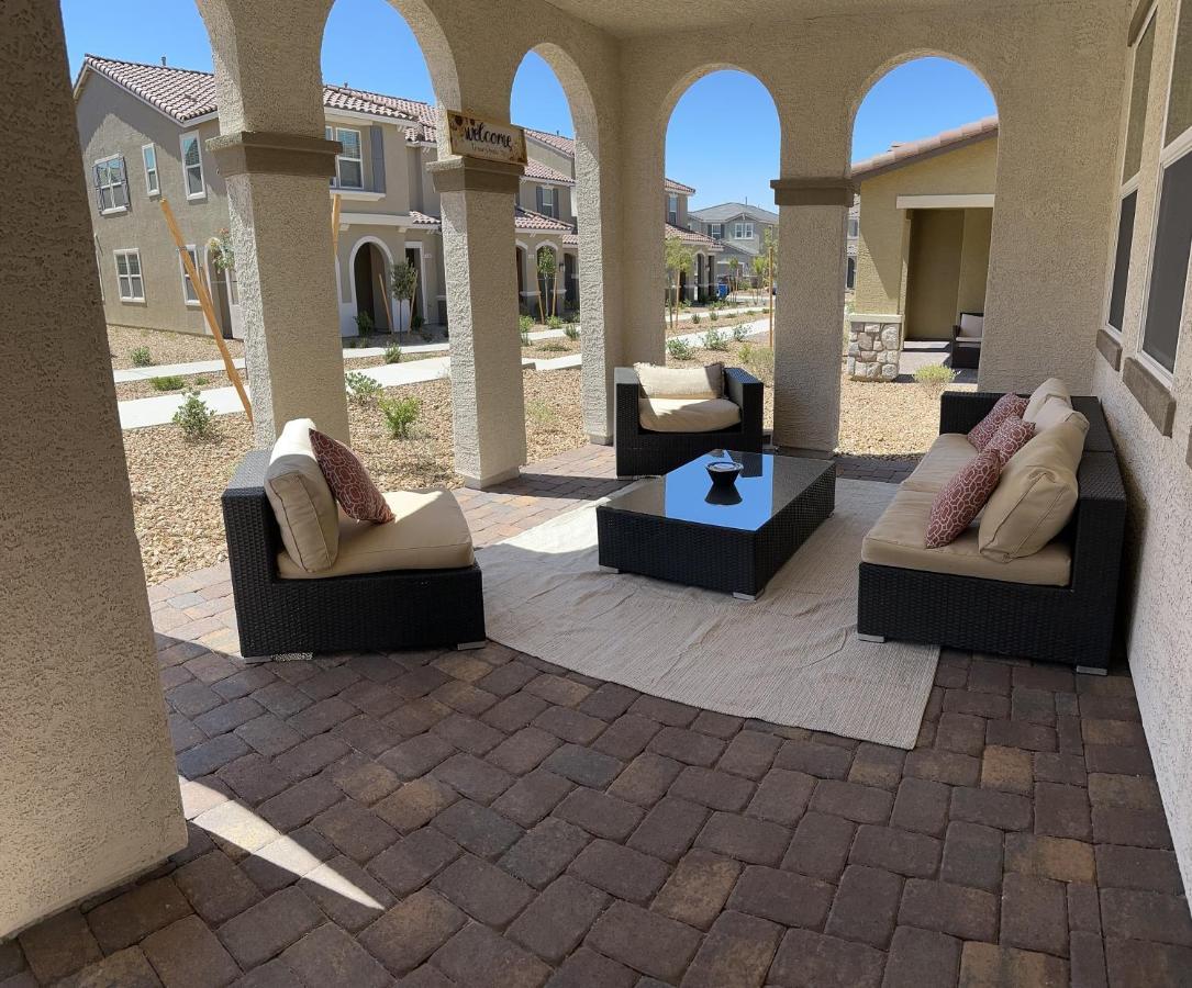 Apartment Beautiful Brand New 2 Bedroom Vegas Home! Fits 12 Or More,15-20 Minutes From Lv Strip *