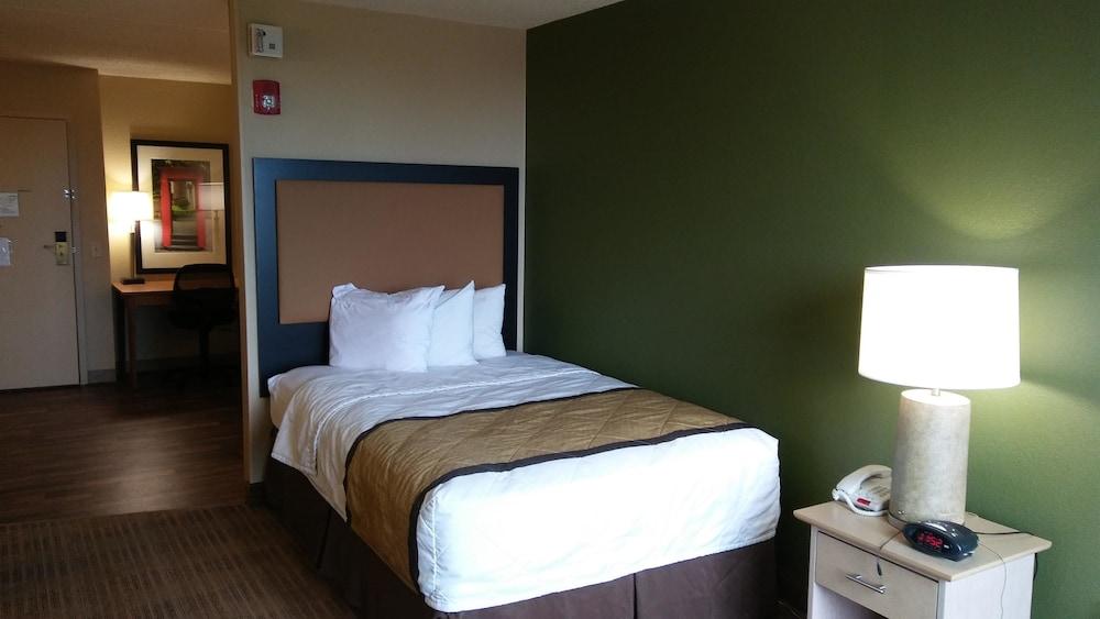 Mainstay Vegas Flamingo Hotel