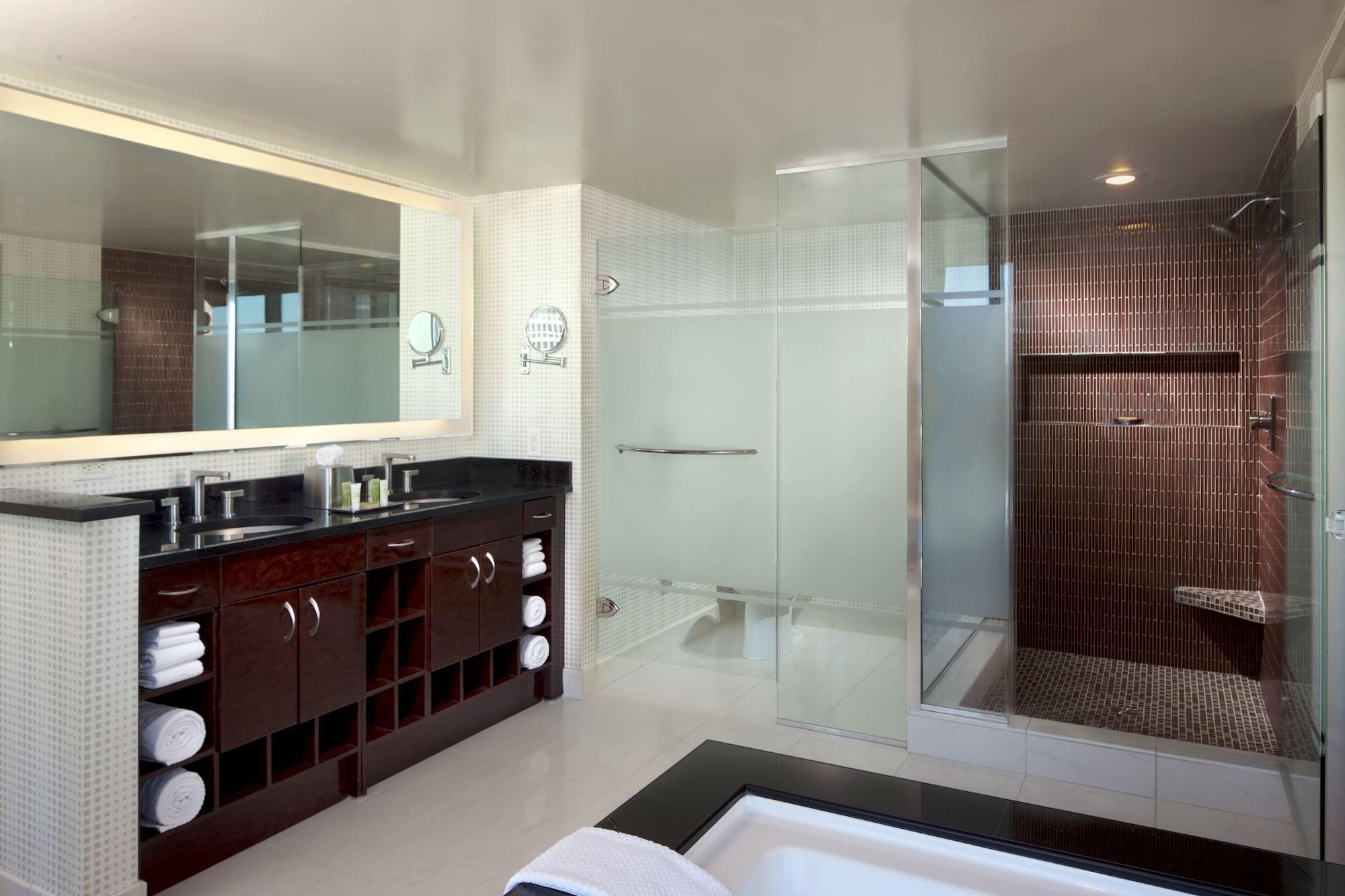Hilton Grand Vacations Club Elara Center Strip Vegas 3*