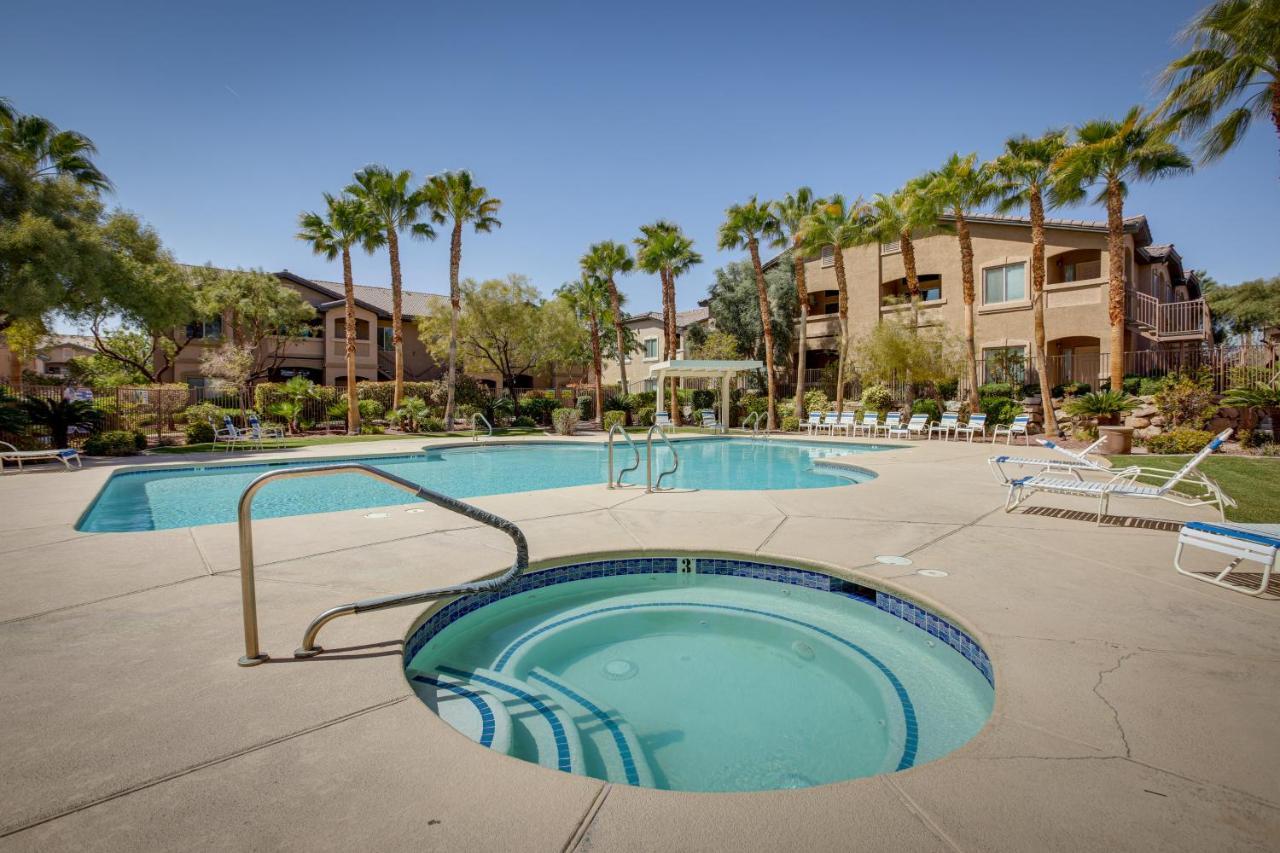 Vegas With Pool Access! Apartment Las Vegas