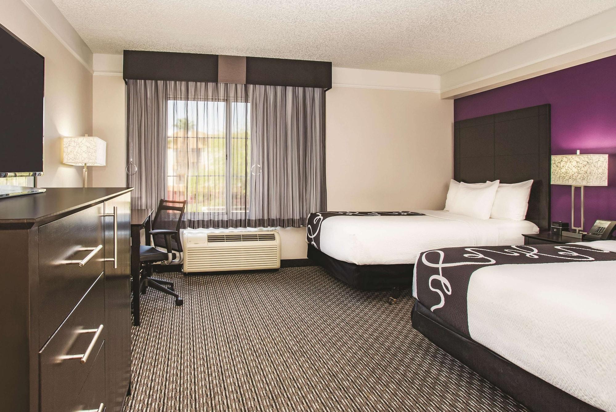 La Quinta By Wyndham Vegas Summerlin Tech