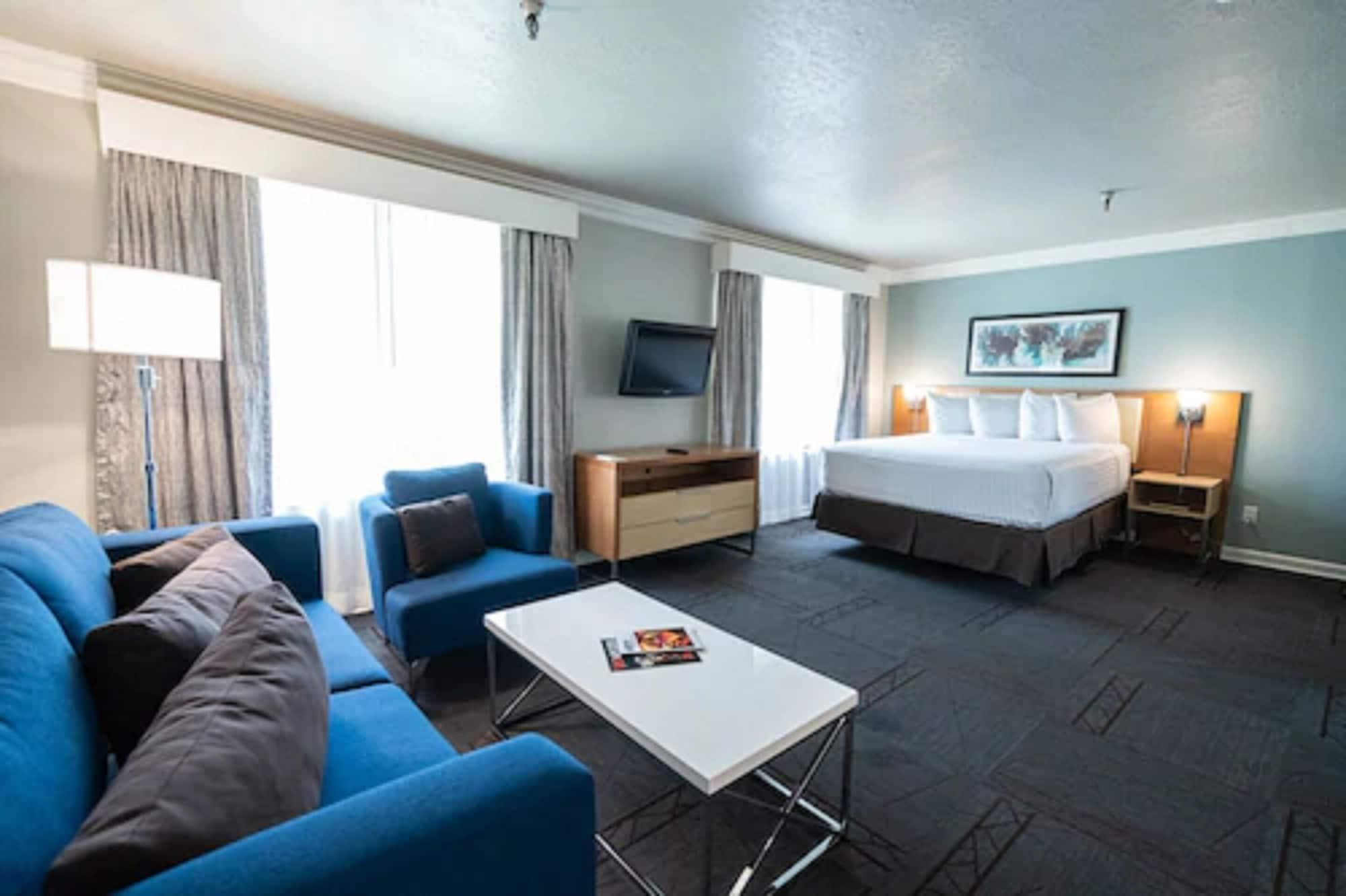 Hotel Alexis Park