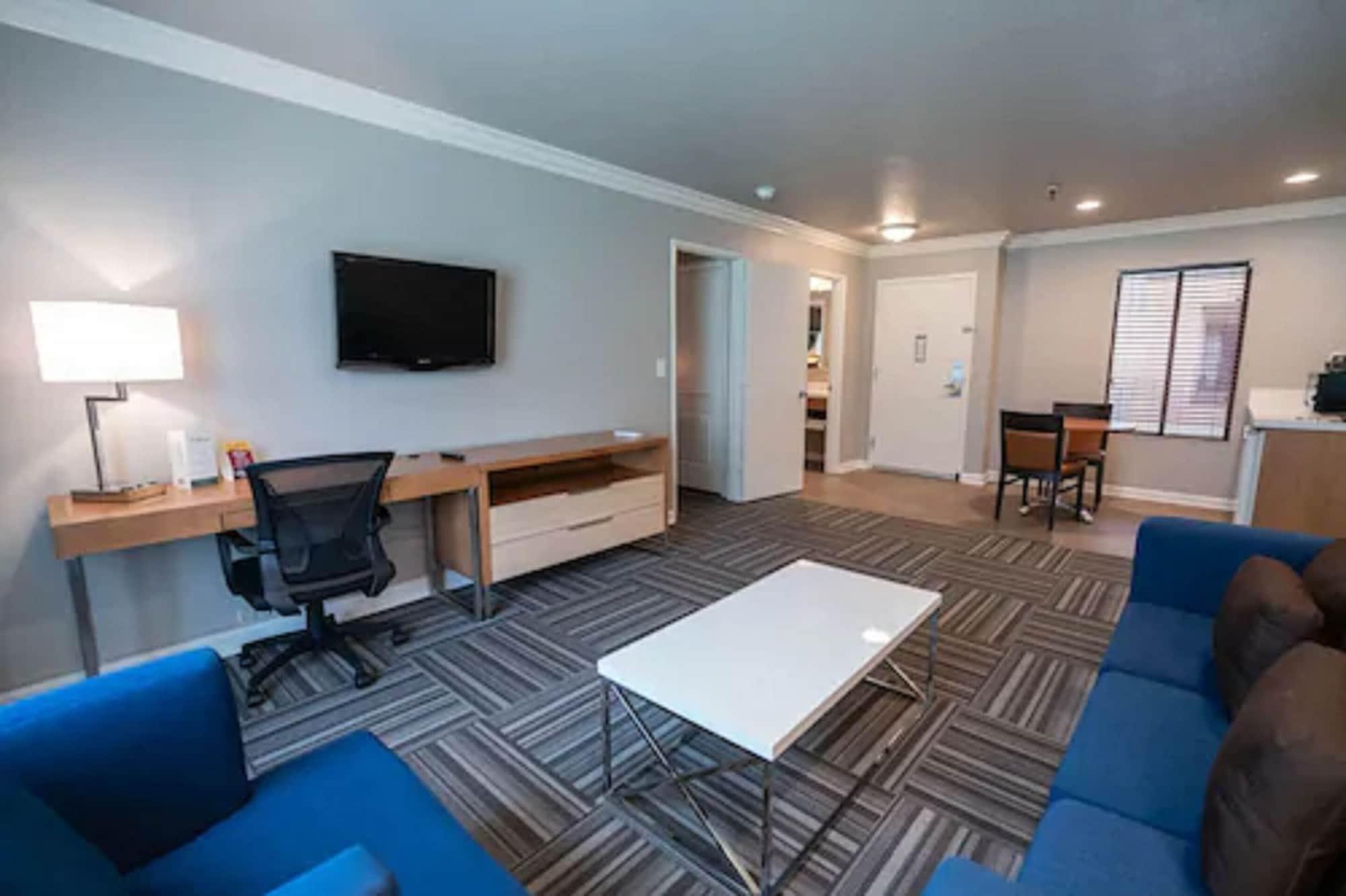 Alexis Park Hotel 3*