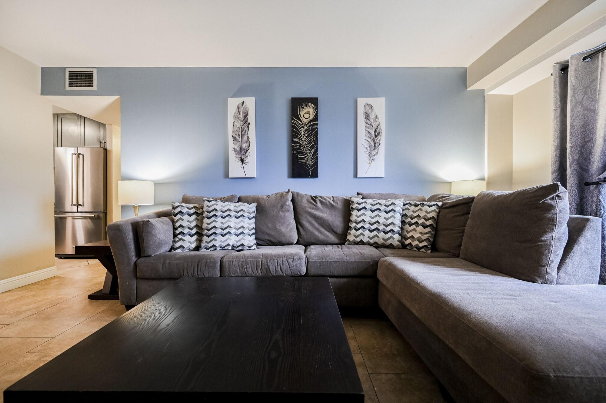 Hotel Jockey Club 3*